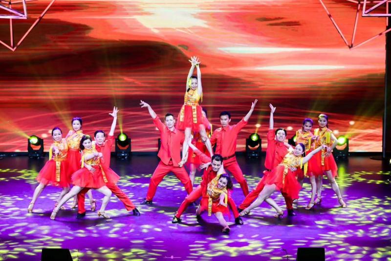 �Ϻ�������<a href= target=_blank class=infotextkey>����</a>���ֲ�