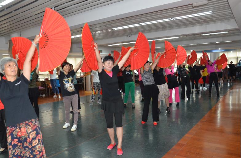 上海市社区<a href= target=_blank class=infotextkey>健身</a>俱乐部 上海市社区<a href= target=_blank class=infotextkey>健身</a>俱乐部