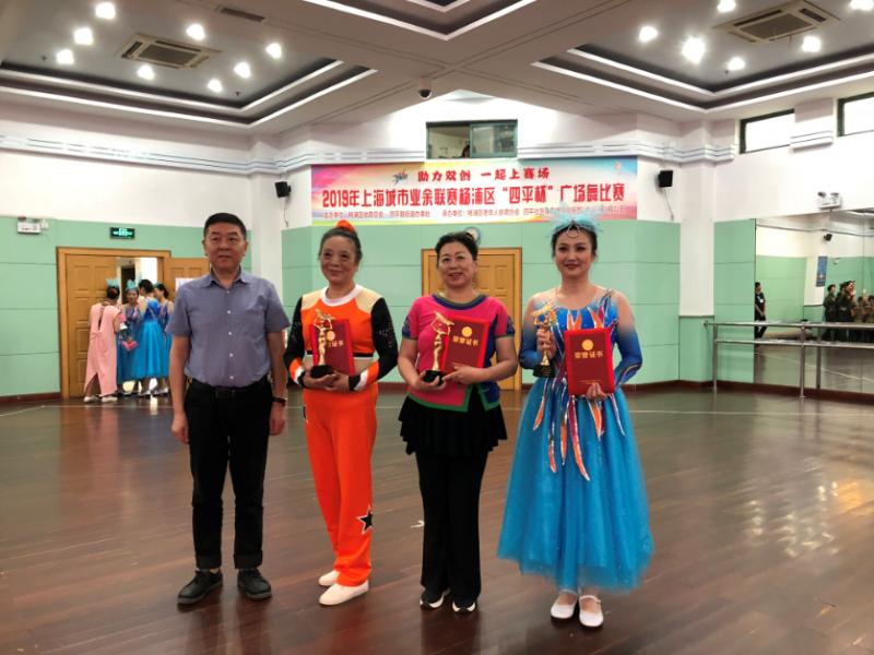 �Ϻ�������<a href= target=_blank class=infotextkey>����</a>���ֲ�