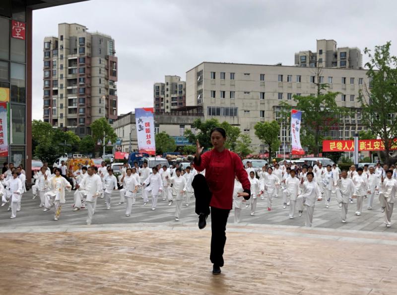 �Ϻ�������<a href= target=_blank class=infotextkey>����</a>���ֲ�