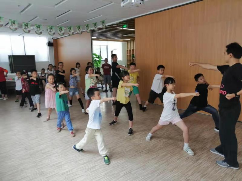 �Ϻ�������<a href= target=_blank class=infotextkey>����</a>���ֲ�