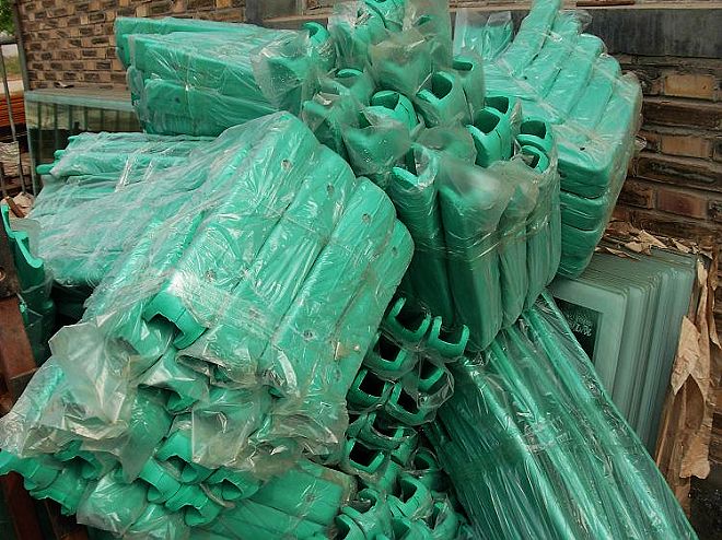 ����Բ�������