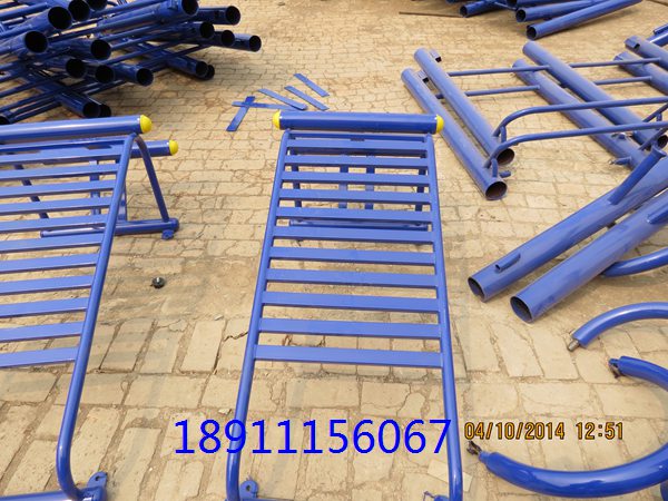 ���˸�����