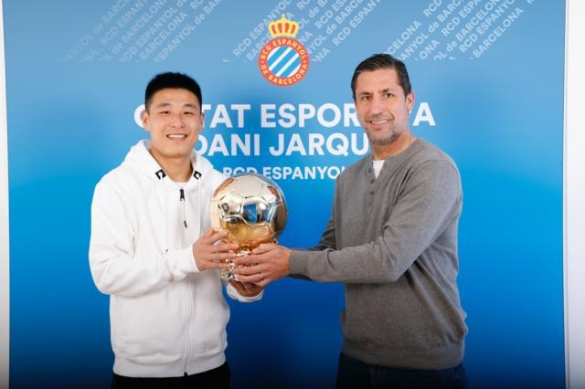 ���й����򽱡�������˪��ΰ���ճ�ΪӮ��