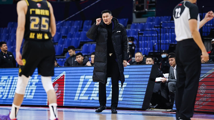 ��CBA���������ŷ�ƽ�������͸�С������