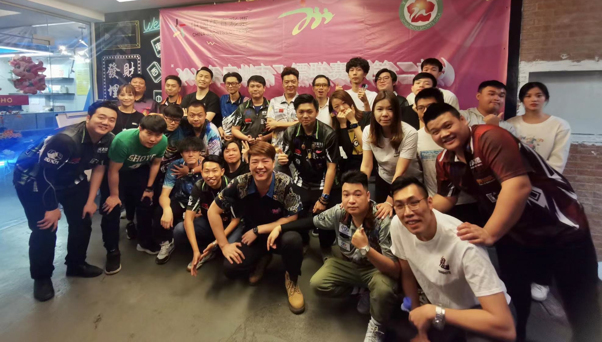 �����ء��ȼ���ƴ���������ݷ��ڸ�������������