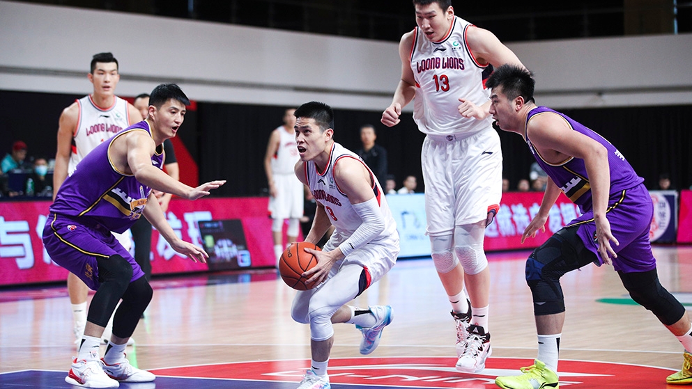 ��CBA�����ʱ��ͦס�����ݶӻ��ܱ���