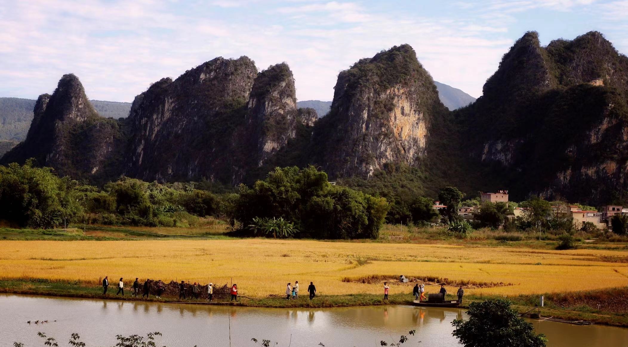 ��Ⱥ�塿Խ���������껪Я�ַ��ս�����Ӣ���������