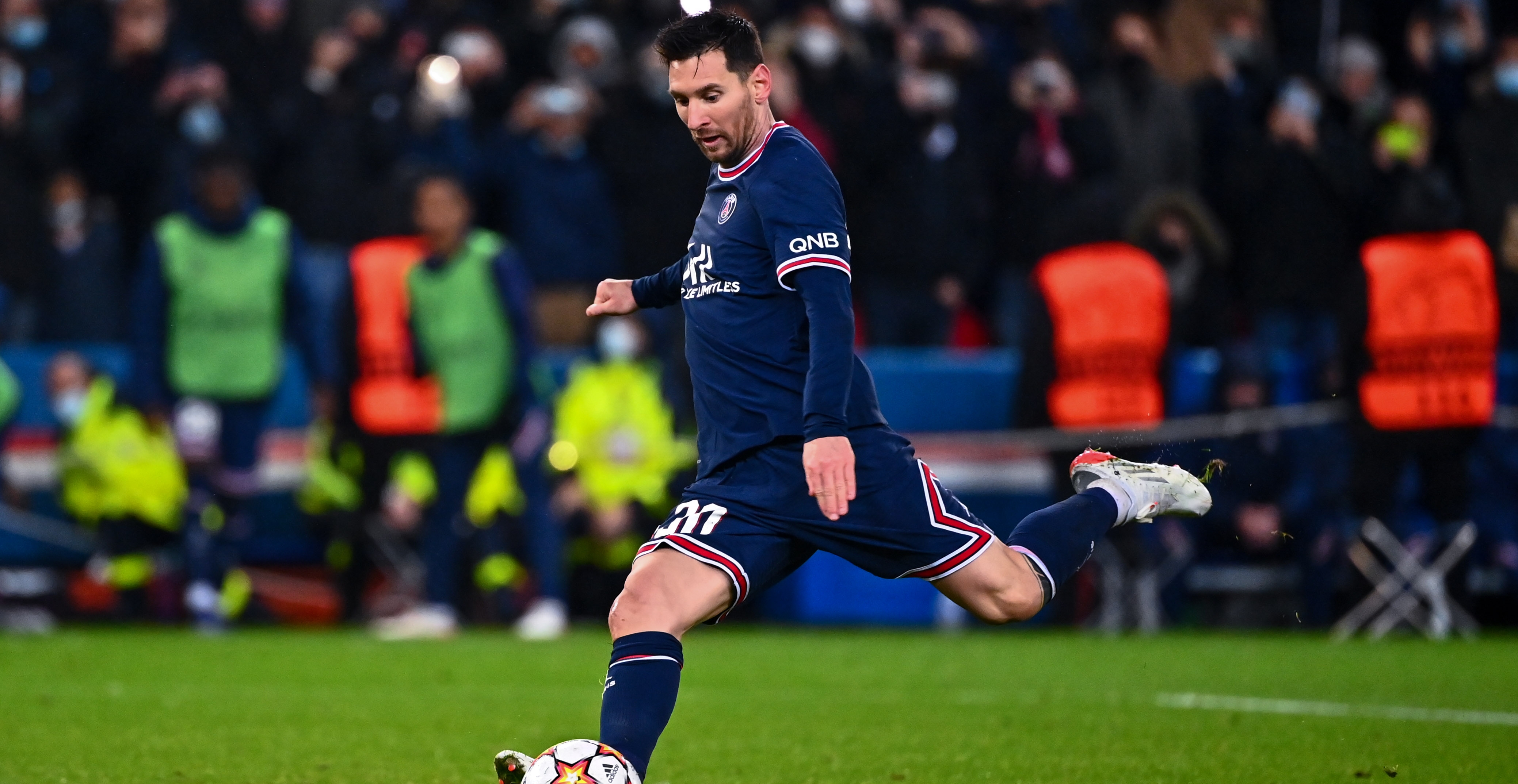 ÷��Ϊ˫��Ͷ��5000����Ԫ��C������������