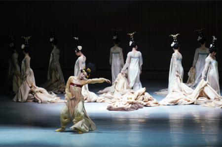 �� �� չح��Ÿ�һ����崣���һ����˥����