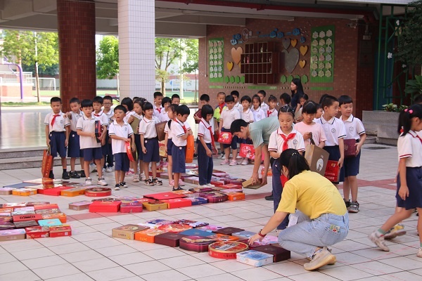 ��������򵳣�������ɫ����