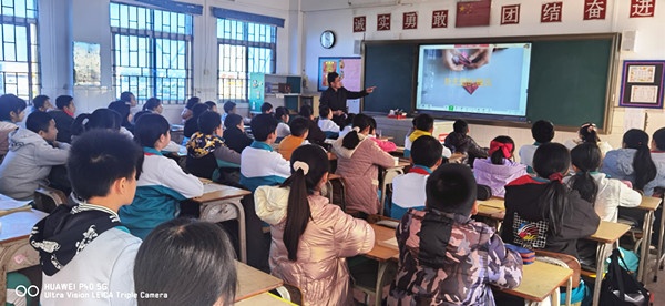 �������ܣ���ѧ��Ч