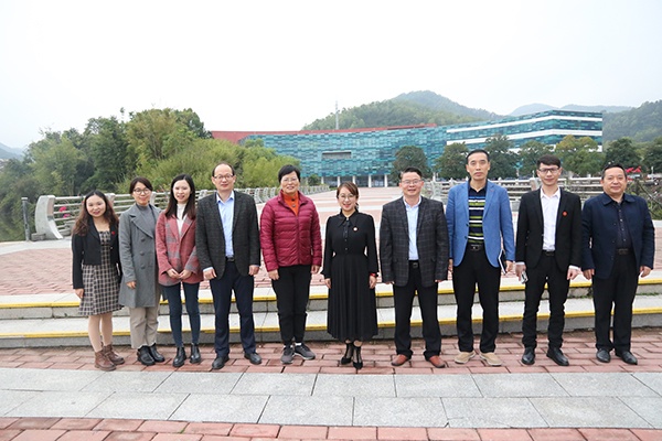 ǭɽ��ˮ������ ����ǭ��������