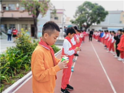 ������ѧ��������ת��ѧ��Ϸ