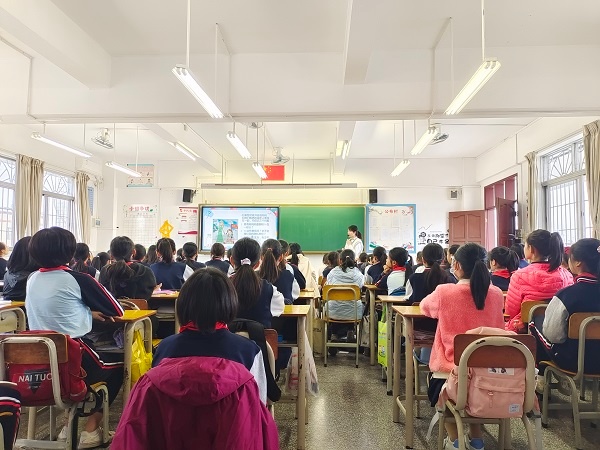 ӵ���ഺ��Ц�Ի���