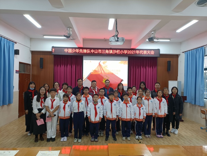 �߾ٶ�������ߣ�Я��ӵ����ʱ��