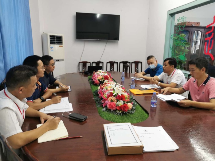 ��ɽ��ͬ��ѧУӭ���򶽵��鶽�����