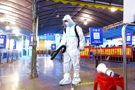 С�������¹ڷ�������Ӧ������ʵ������