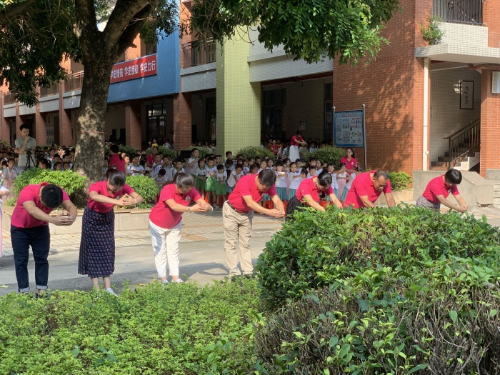 ׷����� ��ʦ����