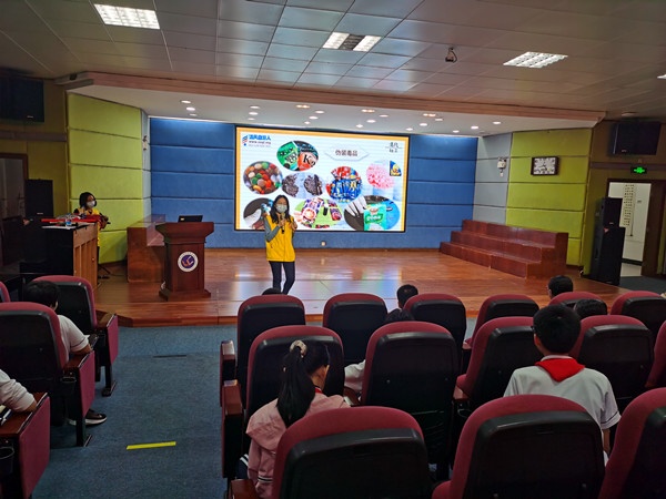 �޶��ഺ�������ɳ�