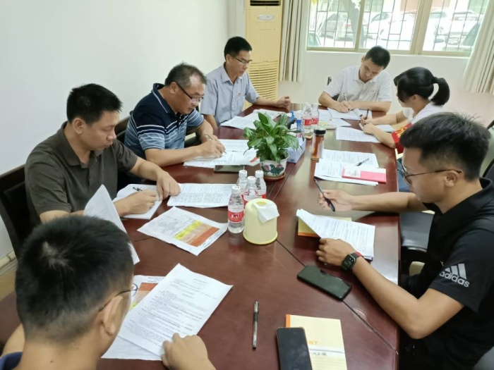 ����Ҫ�� ����ǿ�� ȷ��ѧ��ƽ���ȼ�