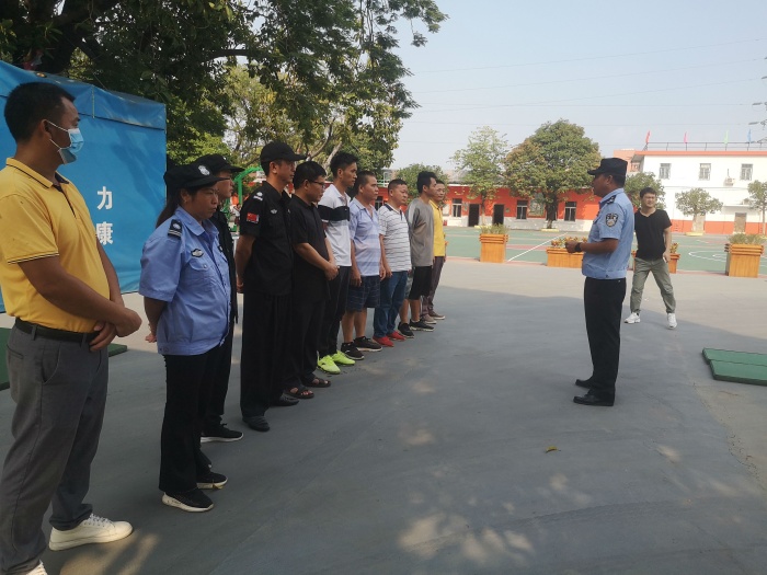 ����������У԰ ���ΰ�ȫ������