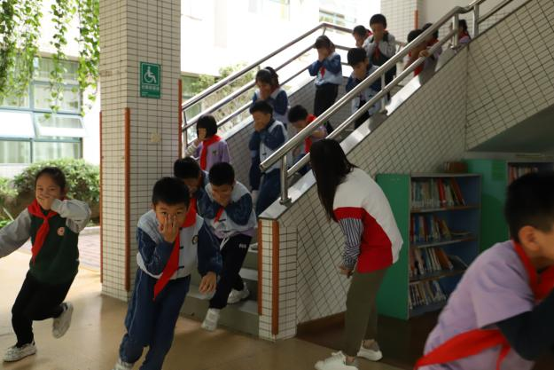 ��ϵ��ȫ ���ӳ���