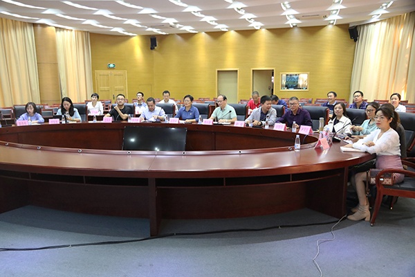 ��ɽ��ר������ˮ��֦����ְУ�����������Ͻ��� ��ǣ�ֽ�԰��