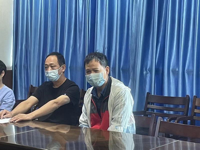 1667544462228077199.jpg 欧阳健志主任评课.jpg