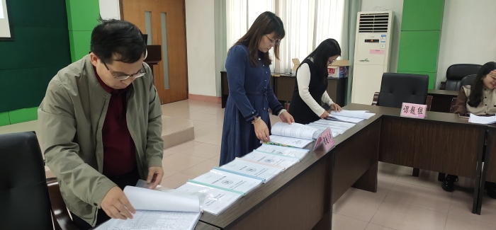 专家引领促成长 课题共研促发展 3.jpg