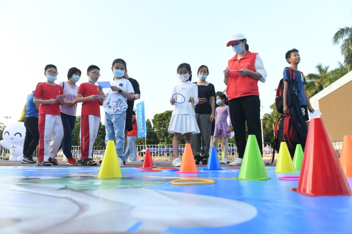 221112-【公益】体彩吉祥物“乐小星”亮相中山全民<a href= target=_blank class=infotextkey>健身</a>广场 (22).JPG