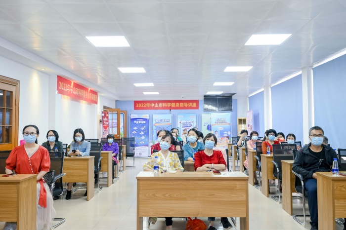 221111-【公益体彩进社区-南区】守护健康,有我添“彩” 公益体彩走进中山良都社区 (89).jpg