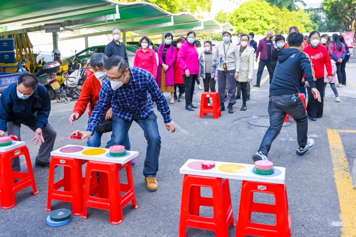 20230106-公益体彩进社区(桃苑社区) (78).jpg