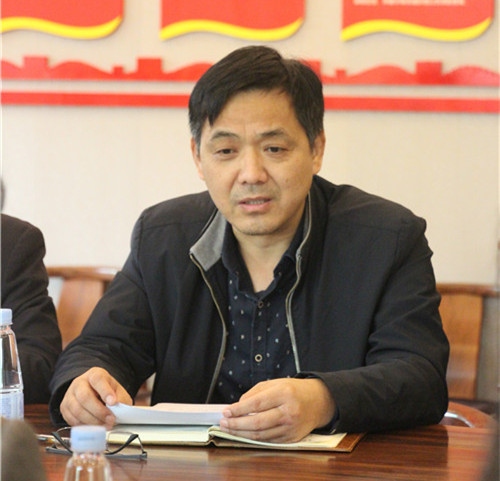 校工会主席杨要武