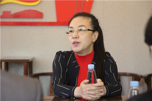 三鑫学校党总支书记谭萍