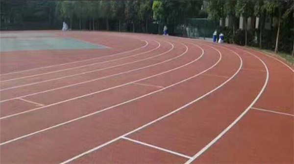 Ԥ��ʽ�����𽺾����ܵ�