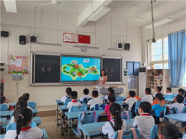 三(3)班生命教育主题班会.jpg