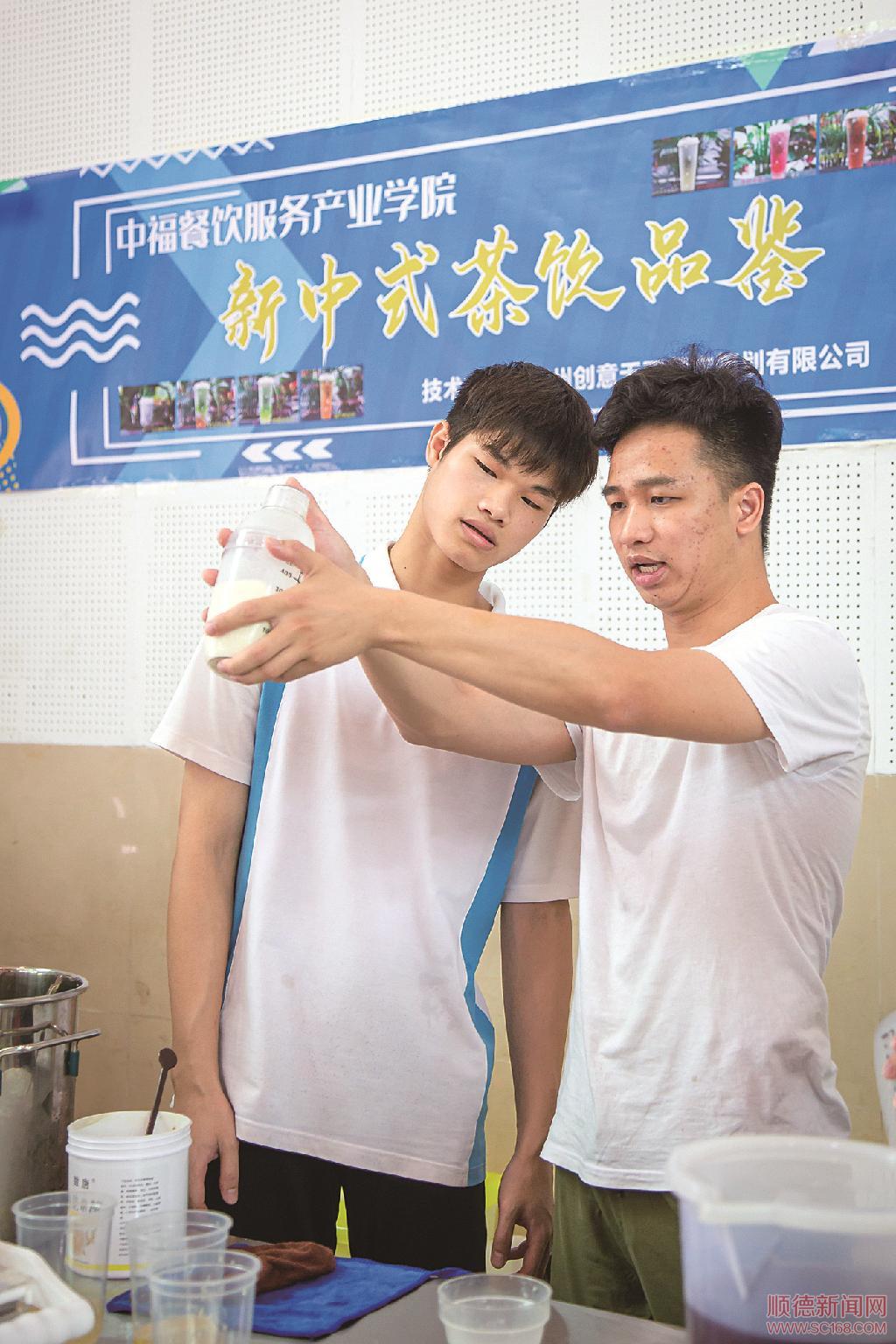 ��ԪͶ�� �����ں� ���̽���