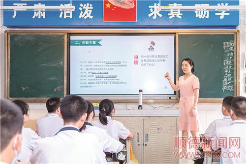 ���ľ��� �����ݹ����ͬ��Բ