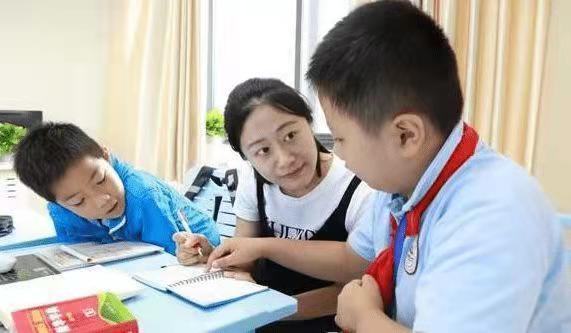 ����ʦ��������ʮ�����ǰ���ݡ�����Ϊ��ʵ�����д�����ʦ������