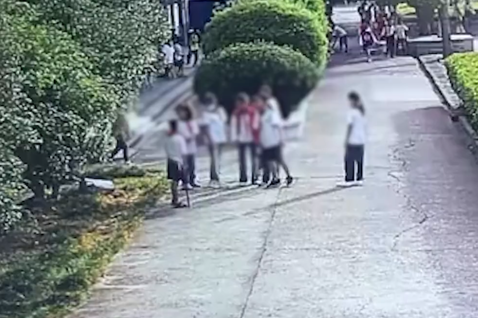 ������Сѧ�����ͻ��һ�˱�����ס��ICU����ز����ѽ��봦��