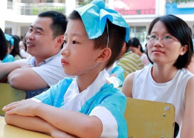 Сѧ1�꼶�����ҳ����ܾ��κ���ʱ����ԭ�����ʵ���շ��޹�