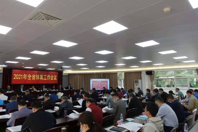 广东<a href= target=_blank class=infotextkey>塑胶跑道</a>维修