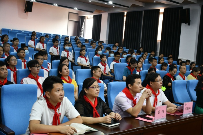 出席领导 (1).JPG