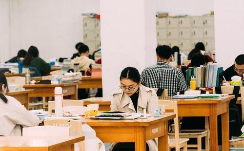 ��Ӣ�������������������ߵ�֤�飬ѧ���翼�����棬�㿼����