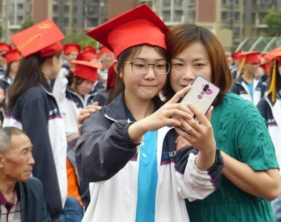 �����Ŀ�רҵ��������ռ�ݣ��¸߿����֡��־硱�����������鲻��