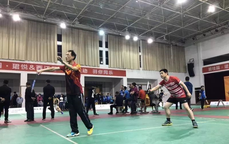 9所符合条件的城区学校的体育场地全部向社会开放 9所符合条件的城区学校的体育场地全部向社会开放