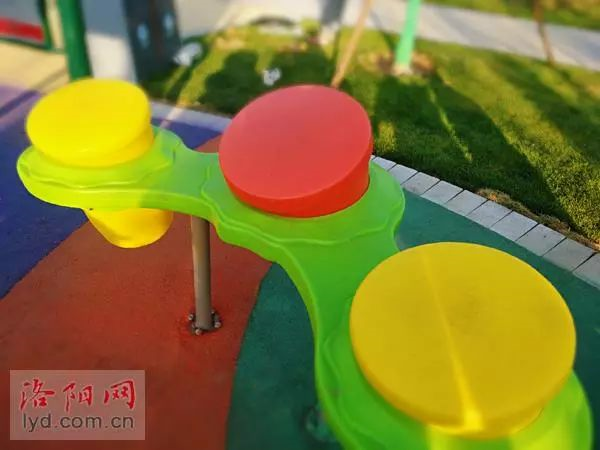 ������԰������