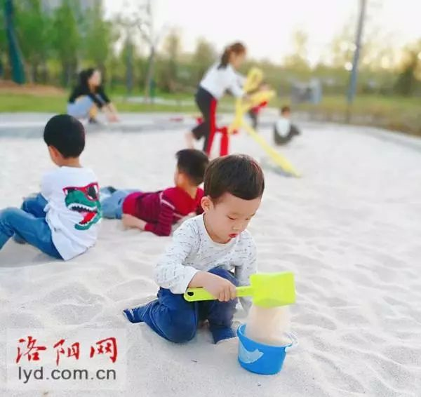 ������԰��ɳ