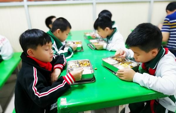 调整大小 10b5612a47ccb2645c58c3d63671b34.jpg